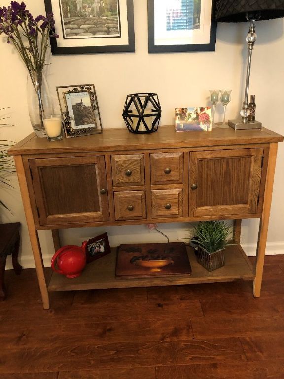 Sideboard/Buffet