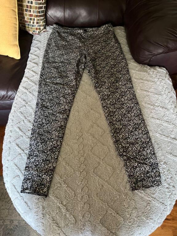 Women’s size small stretch pants