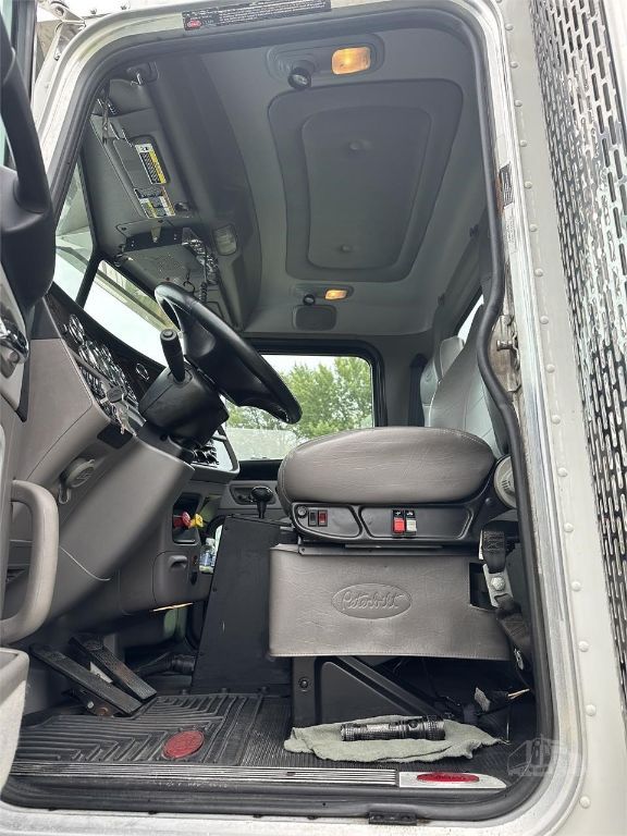 2018 Peterbilt 389 Day Cab Truck For Sale In Elk River, Minnesota 55330