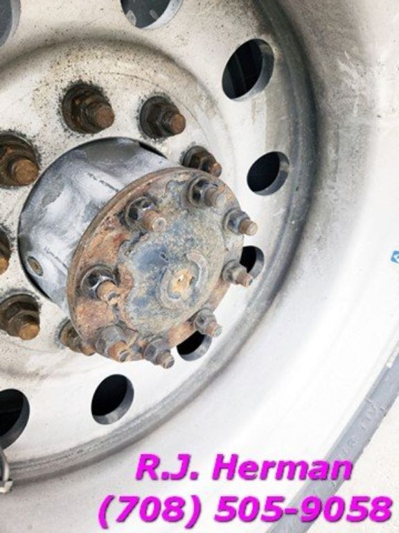 2016 Volvo Tandem Sleeper