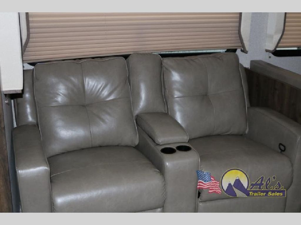 New 2018 Dutchmen RV Aerolite 2933RL