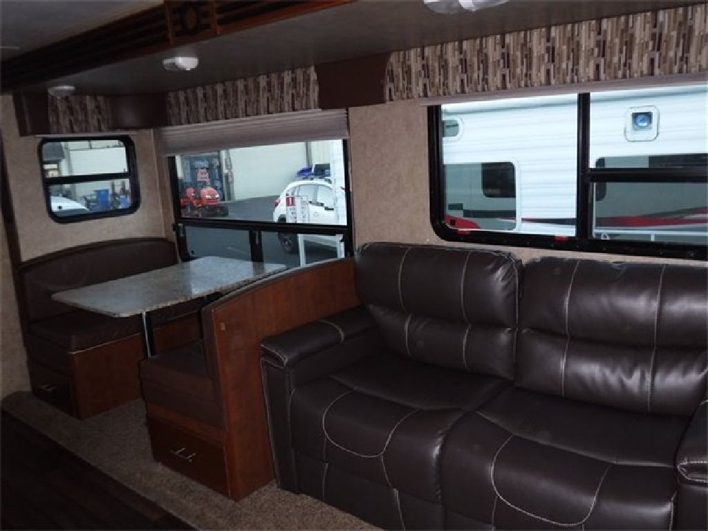 2013 Komfort Trailbl 27 Rear Bath 2 Slides Travel Trailer