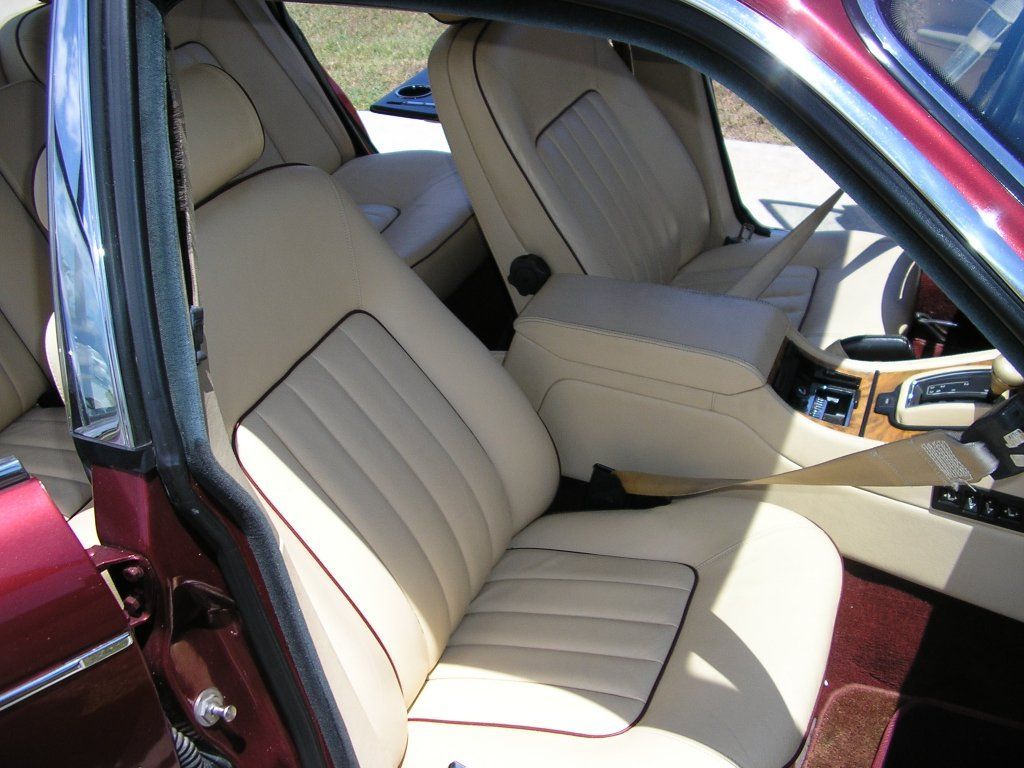 1990 Jaguar Vanden Plas Majestic