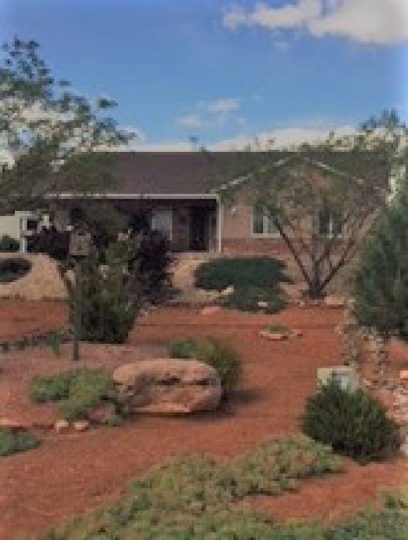 698 Navajo Kanab, Ut 84741