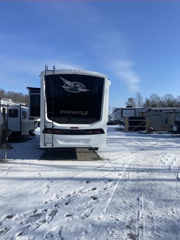 2023 Jayco Pinnacle 38FLGS Fifth Wheel For Sale In Live Oak, Florida 32064