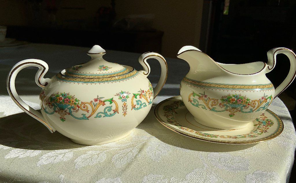 Vintage Aynsley "Henley" Bone China Serving Pieces -“The China for the Royals”!