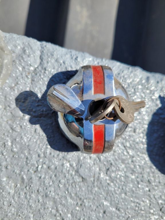 NOS 1953 54 55 56 57 Chevrolet vintage accessory locking gas cap