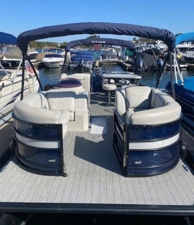 2019 Sylvan 8524 Mirage