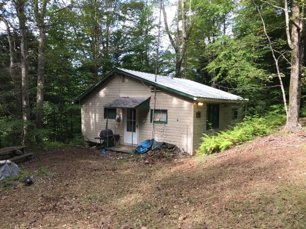 Family Hunting camp Marienville Homes for Sale Claz