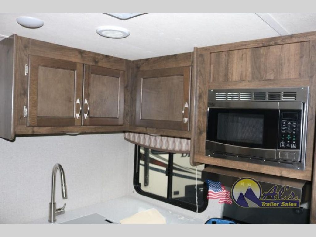 New 2018 Dutchmen RV Aerolite 2933RL
