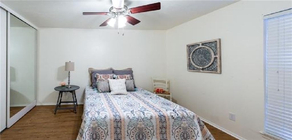COME & SEE THIS MOVE IN READY CONDO