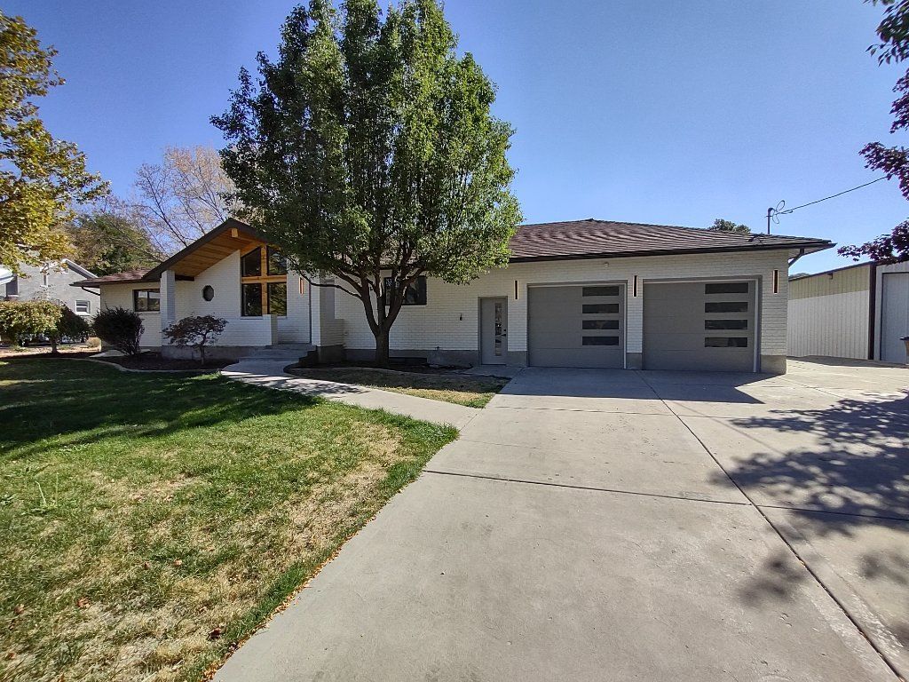 Gorgeous home for sale in Draper UT