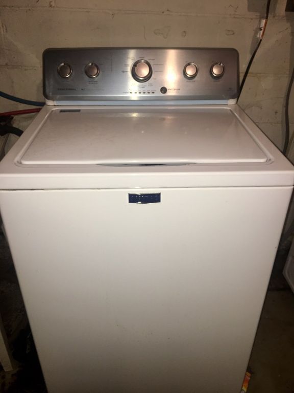 MAYTAG Contennial Washer / less than 2 yrs old