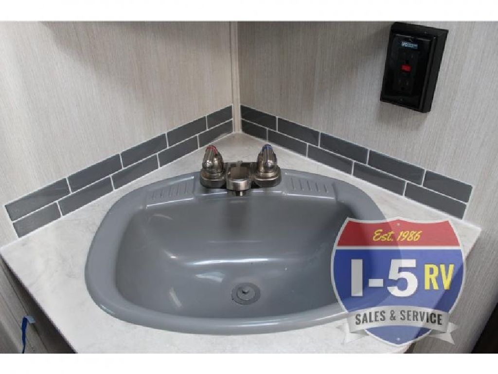 New 2019 Forest River RV Cherokee 274DBH