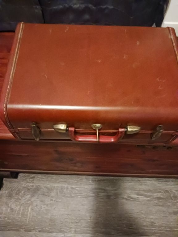 Suitcase vintage