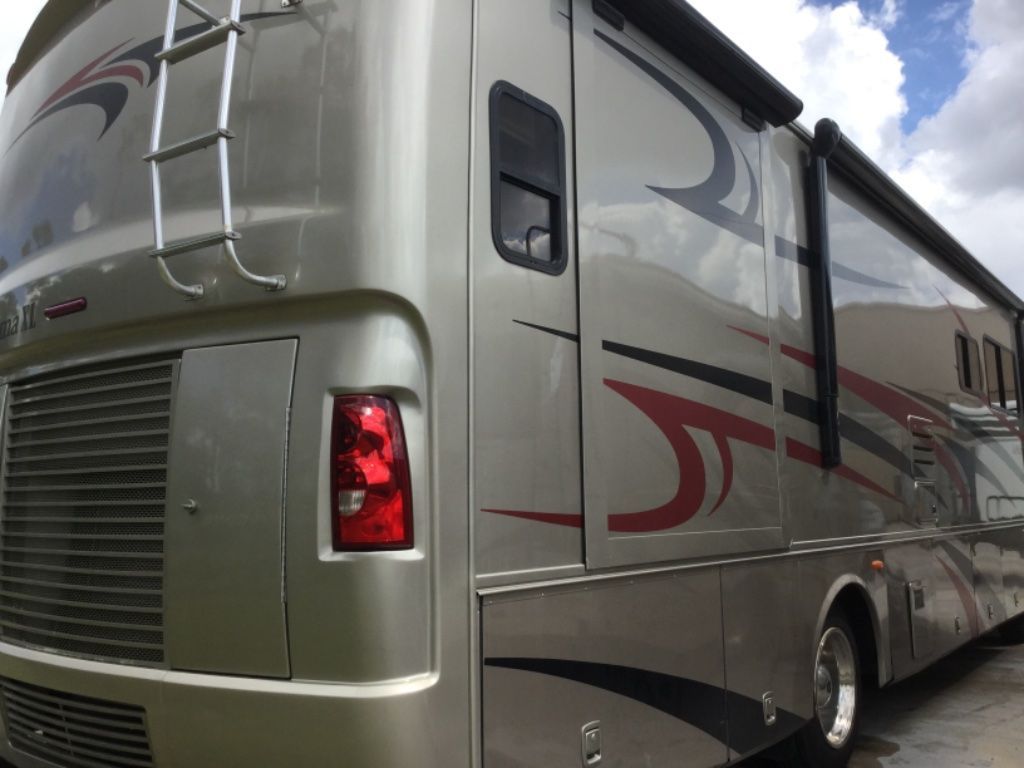 2008 Monaco LAPALMA XL 36WBD Diesel Pusher RV