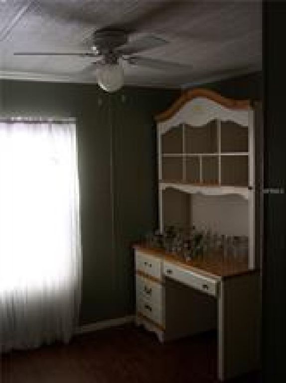 FANTASTIC 4/2 GREAT HOME FOR INVESTMENT INCOME