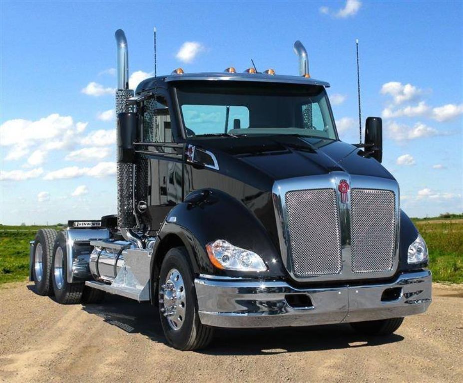 We can help you finance a heavy duty truck - (All credit types are welcome)