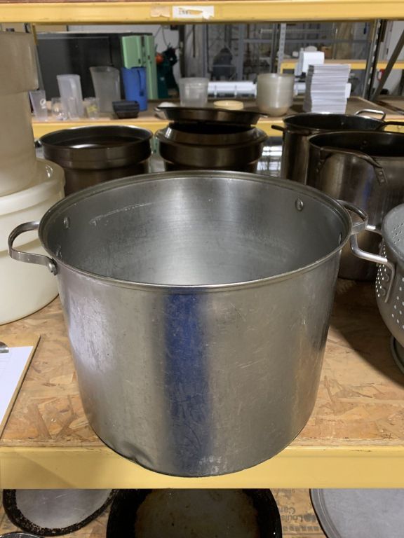 Lot of Kitchen Smallwares RTR#4093568-11