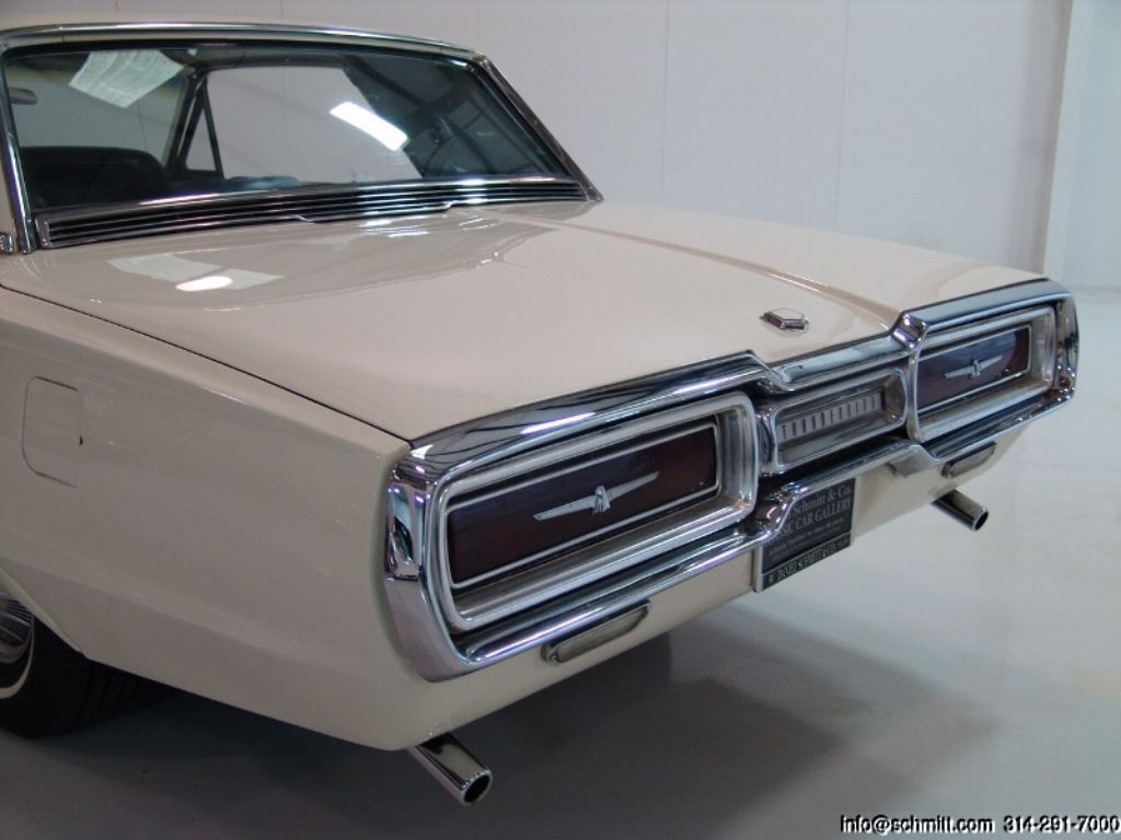 1964 Ford Thunderbird