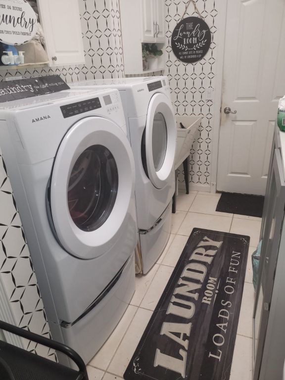 "Newly Decorated Room" available in Cheerful 5 star glam home w/ pool/spa/gazebo!