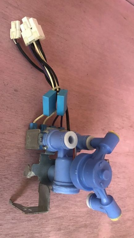 SAMSUNG REFRIGERATOR WATER INLET VALVE  PART # DA97-08587A