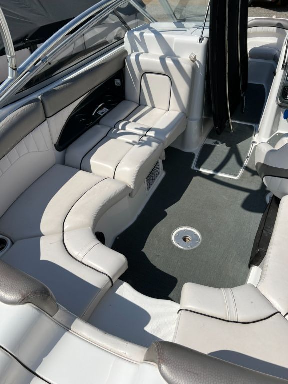 2007 Yamaha AR 230 H)