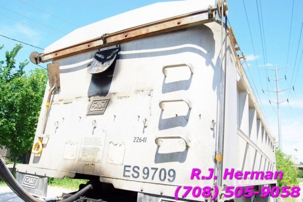 1997 EAST 24ft Aluminum Frameless Dump Trailer
