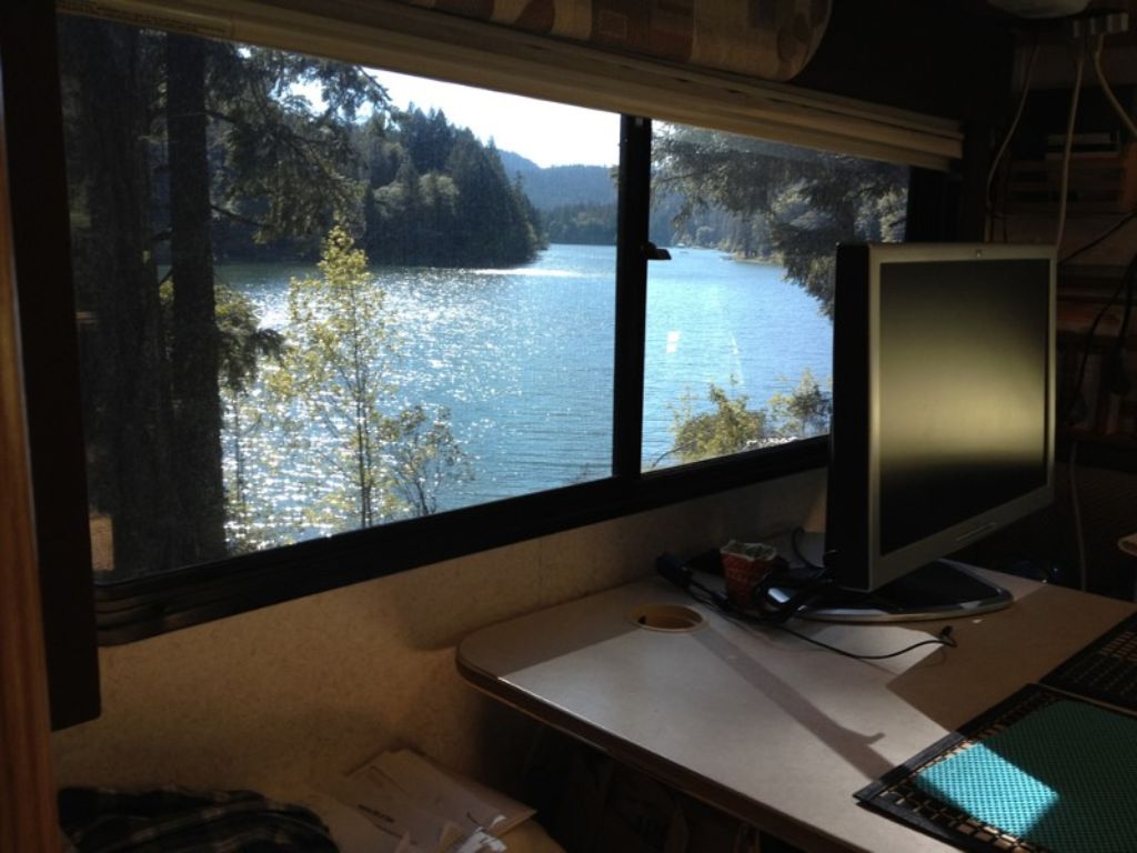 2003 Itasca Spirit 24V by Winnebago