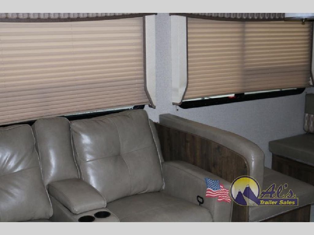 New 2018 Dutchmen RV Aerolite 2933RL