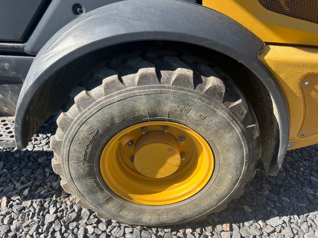 2018 John Deere 204L Wheel Loader For Sale In Stanfield, North Carolina 28163