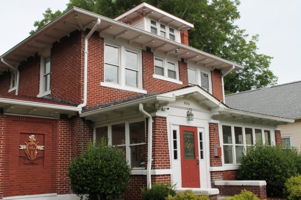 Room for rent near ETSU  on the Tree Streets