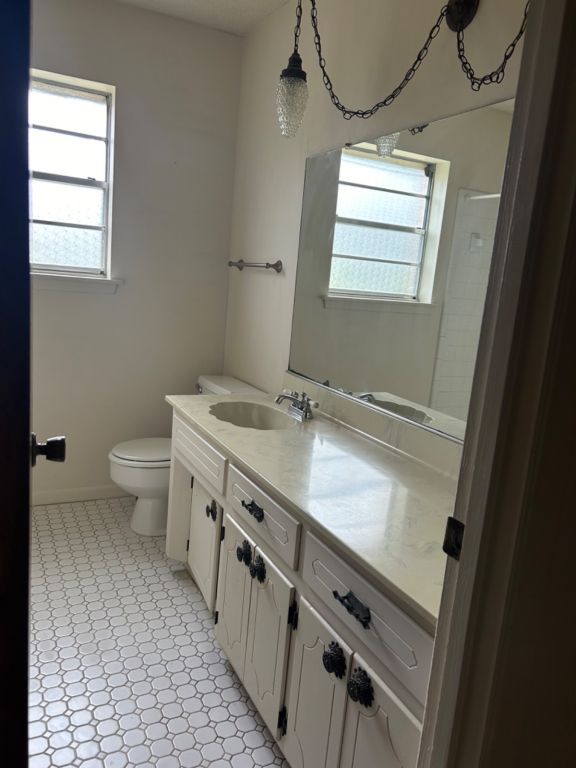 Pleasant 4 bedroom 2 BA 2,532 sq ft home w/2 car garage for rent in Haughton, La  (682) 558 - 0387