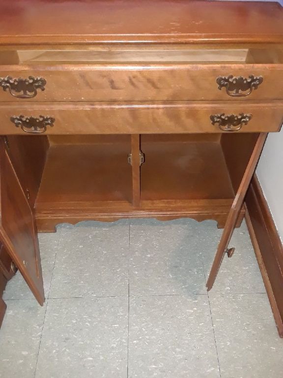 Hutch/ Dresser or storage