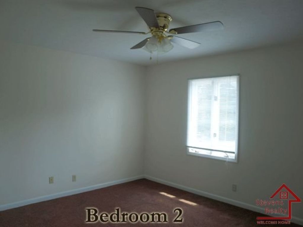 $200 Off First Months Rent! Warm, Cozy and Ready for you to Move In