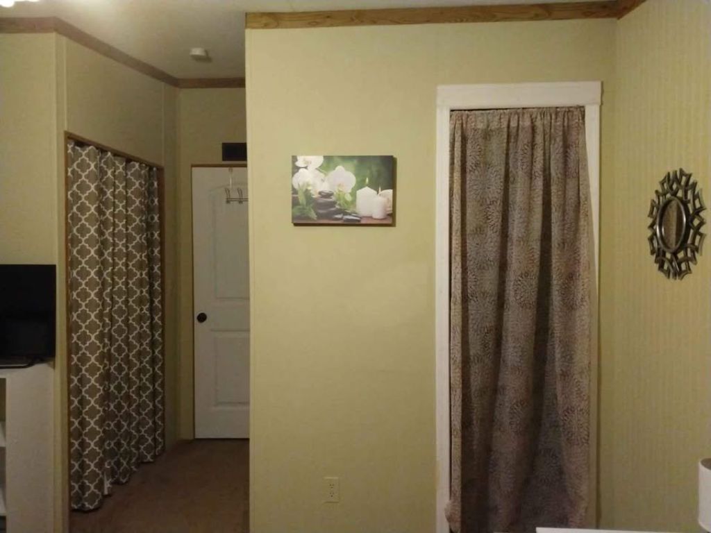 ROOM FOR RENT w/ensuite Bathroom! 700
