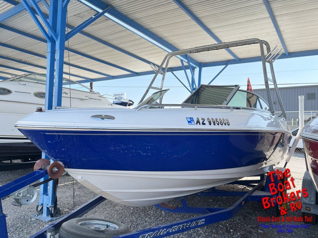 2004 MONTEREY 200LS BOW RIDER