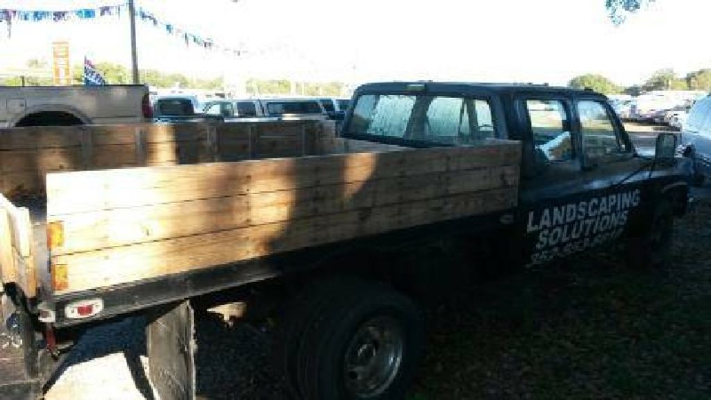 CHEVY 3500 DUALLY..FIRST $1500 TAKES IT....GOOD WORK TRUCK!!! (FRUITLAND PARK FL)