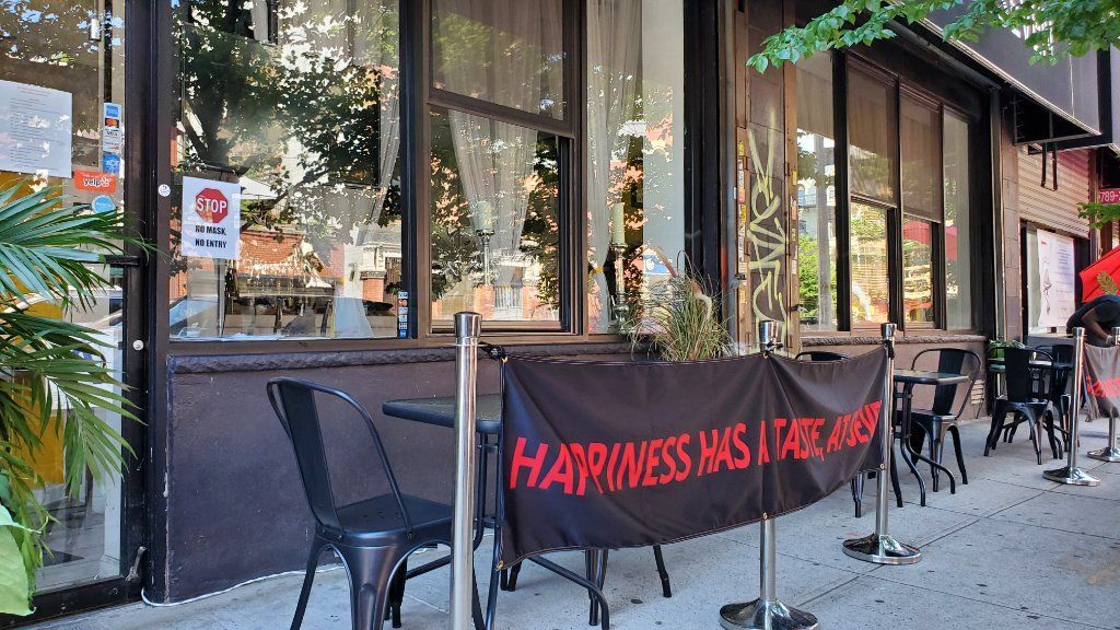 Available to Rent Furnished And Ready to Operate Restaurant Space