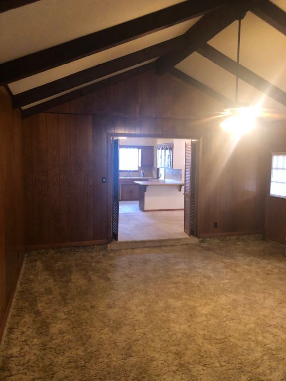 Pleasant 4 bedroom 2 BA 2,532 sq ft home w/2 car garage for rent in Haughton, La  (682) 558 - 0387