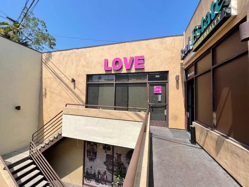 Retail Space For Lease Glendale, CA