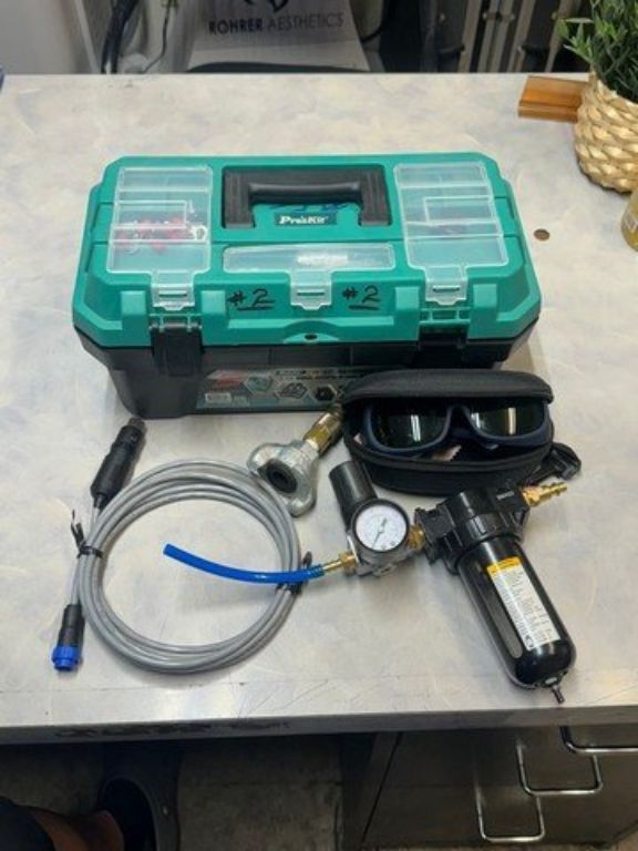 BesCutter 2.0KW Fiber Laser Cleaning Machine RTR# 4051462-01