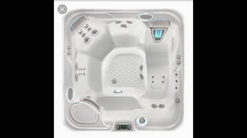 Hotspring Hot Tub / Spa Delivered - $1800 (San Jose Downtown)