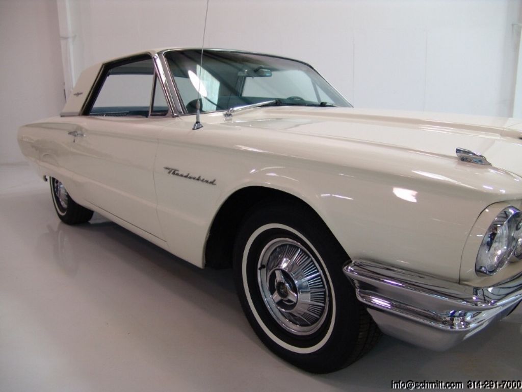 1964 Ford Thunderbird