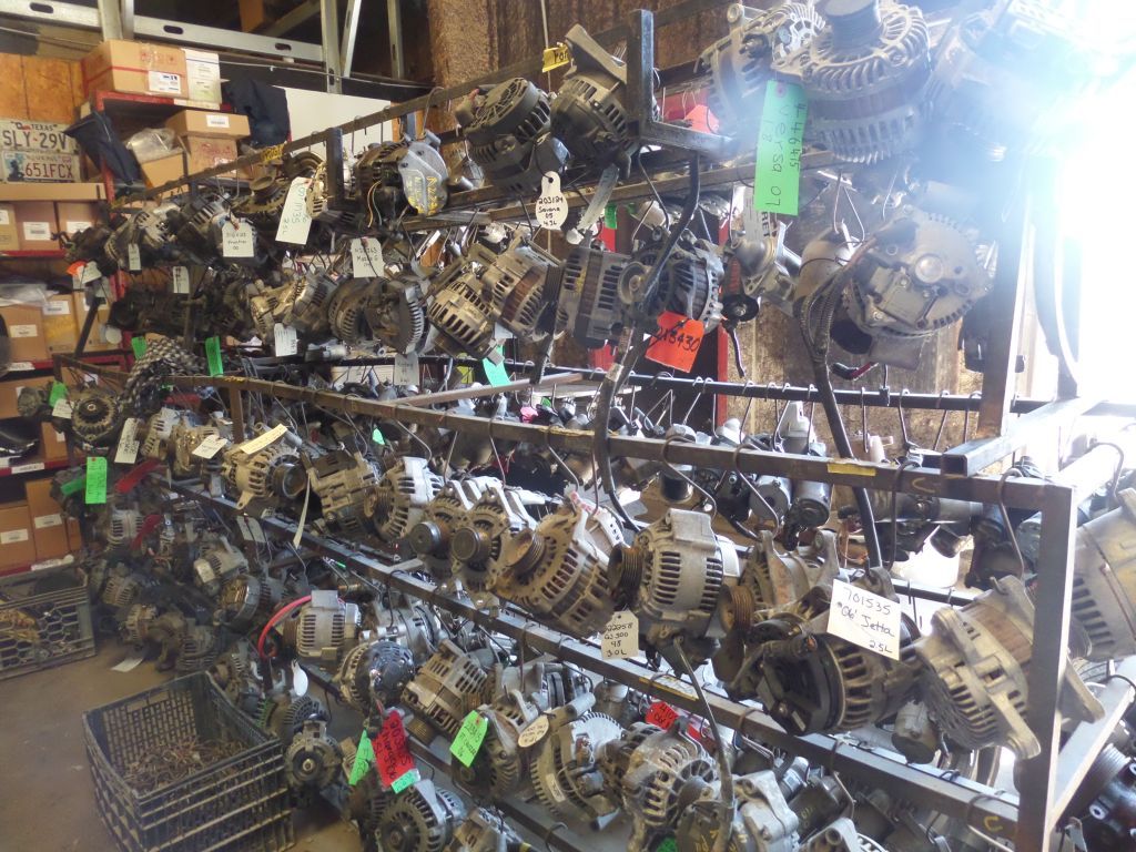 CARS PARTING OUT/PARTES PARA CARRO