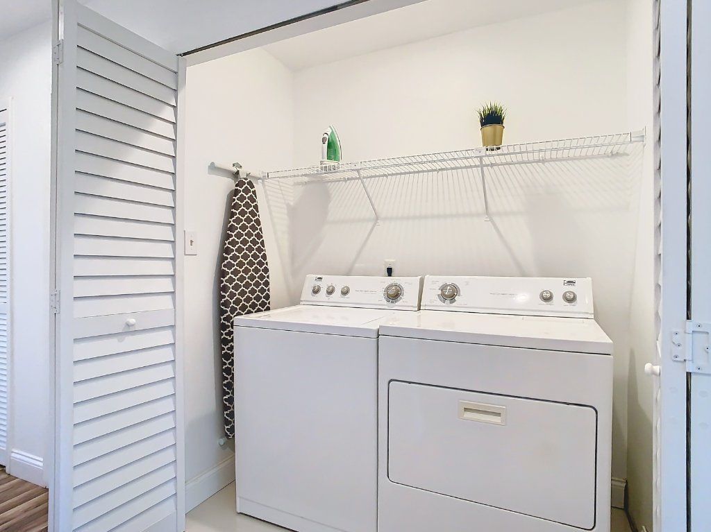 BEAUTIFUL TOWNHOUSE IN ORLANDO, FULLY FURNISHED & EQUIPPED!