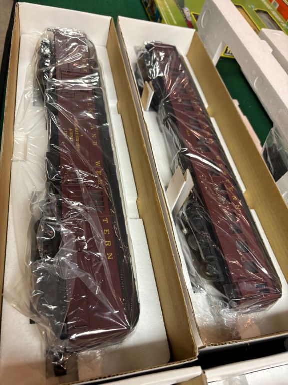 Lionel Like New   6-39042 N&W Heavyweight 4 Pack