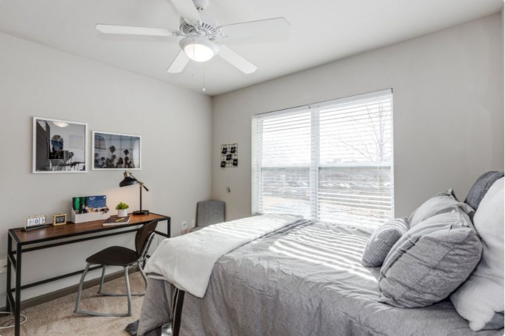 Apartment available for sublease