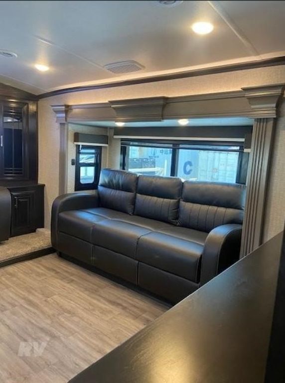 2023 Jayco Pinnacle 38FLGS Fifth Wheel For Sale In Live Oak, Florida 32064