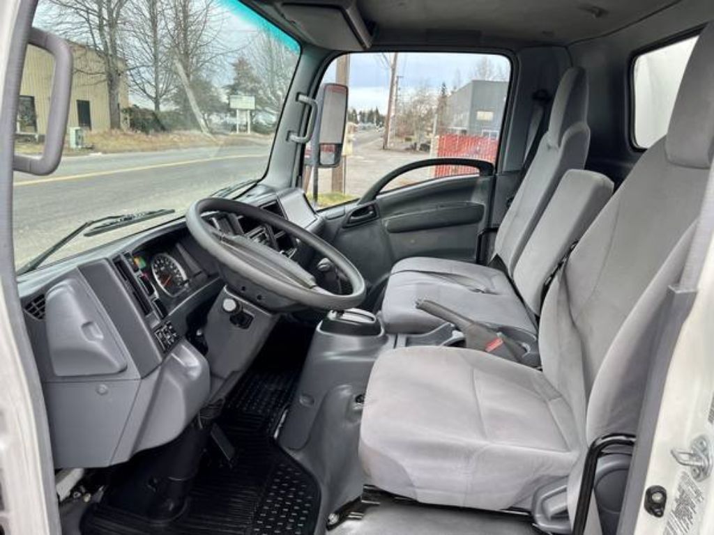 2020 Isuzu NPR BOX VAN 16FT Turbo Diesel